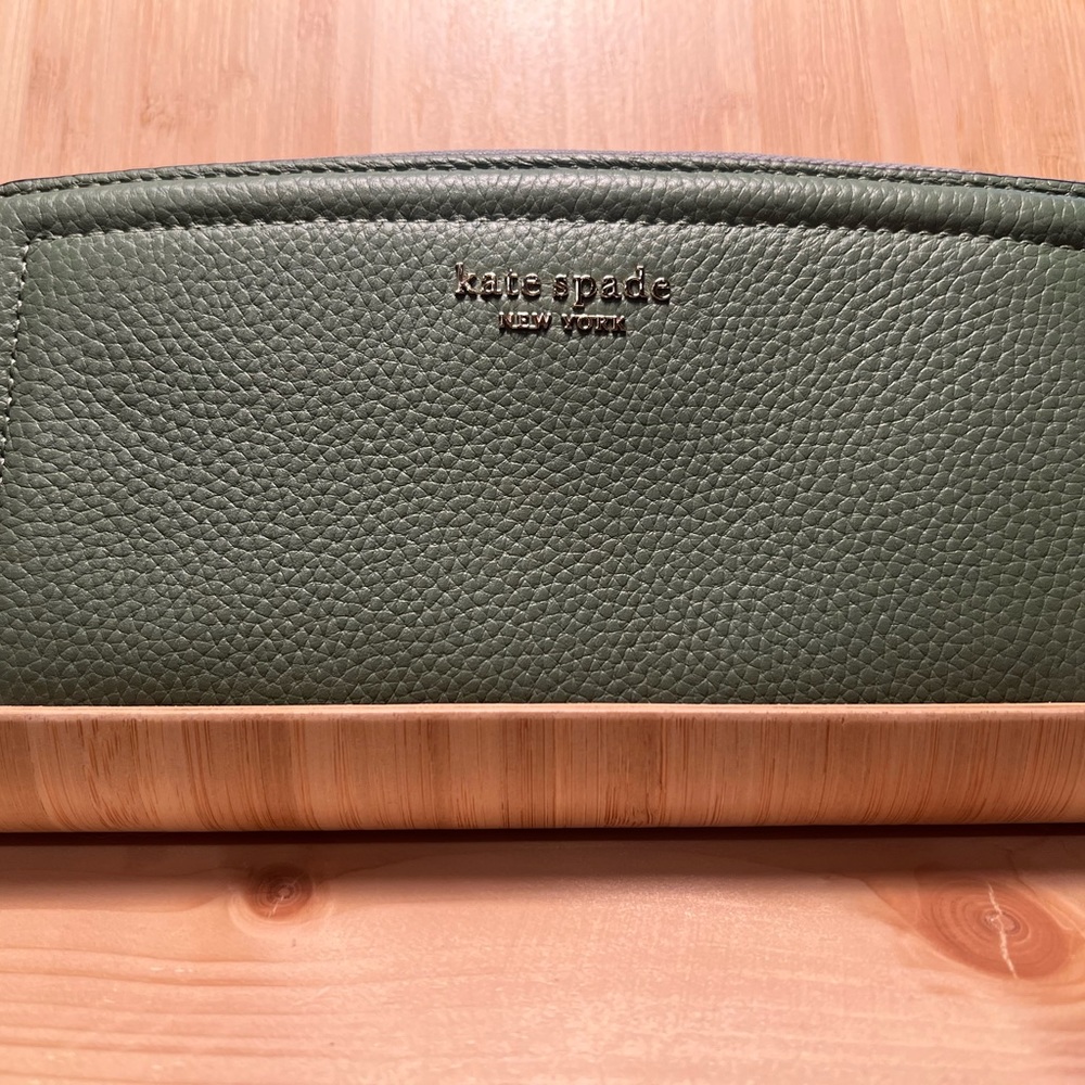 Kate Spade Leather Knott Wallet in Romaine
